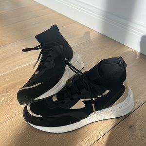 Women’s Zara Black, Cute and Comfy, Sneakers